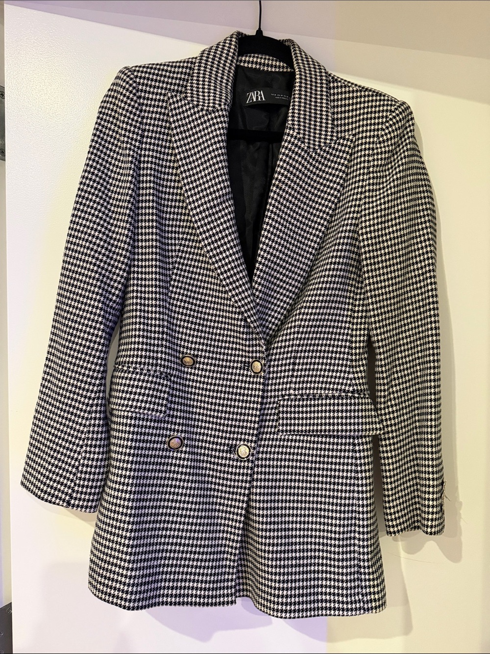 Zara Black and White Houndstooth Double-Breasted Blazer